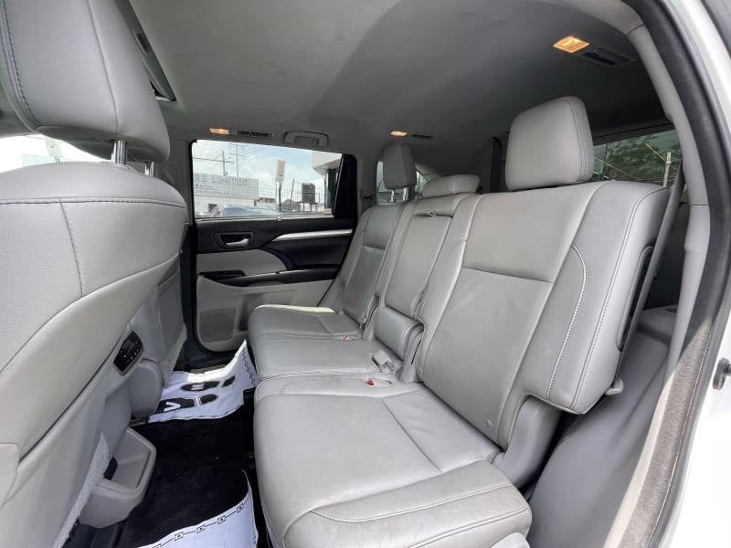 TOYOTA Toyota Highlander XLE Lagos Island