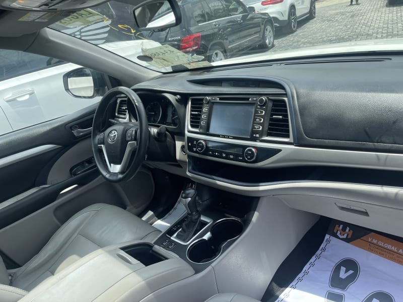 TOYOTA Toyota Highlander XLE Lagos Island