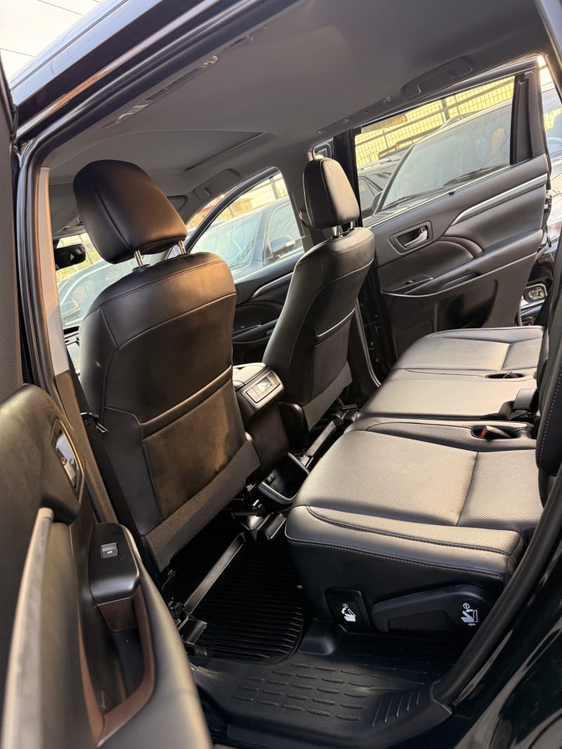 TOYOTA Highlander Limited Eti Osa