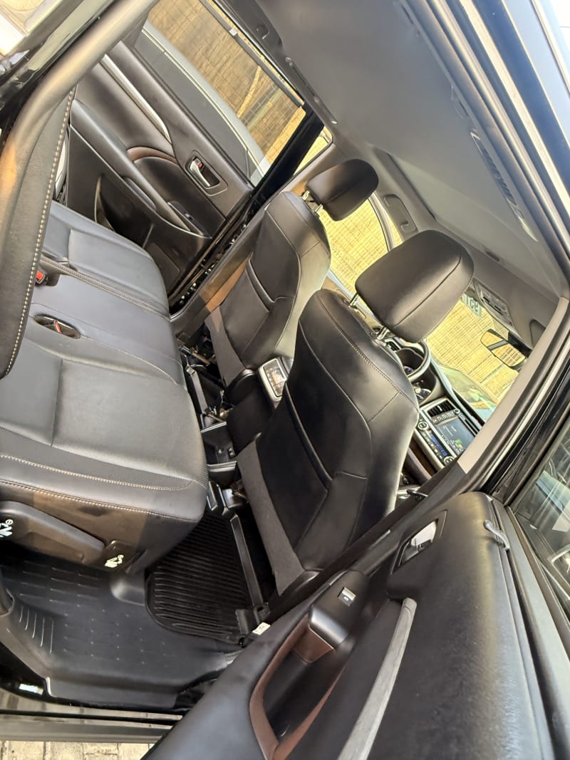 TOYOTA Highlander Limited Eti Osa