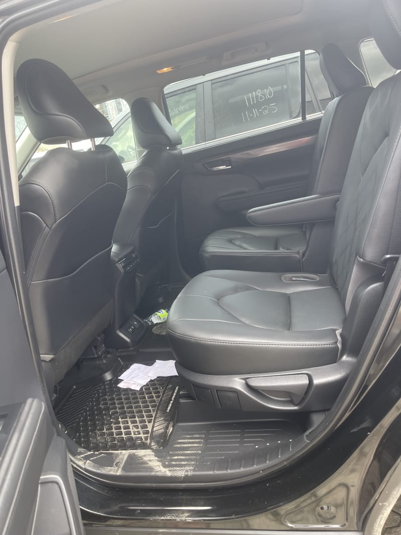 TOYOTA Highlander Platinum Amuwo-Odofin