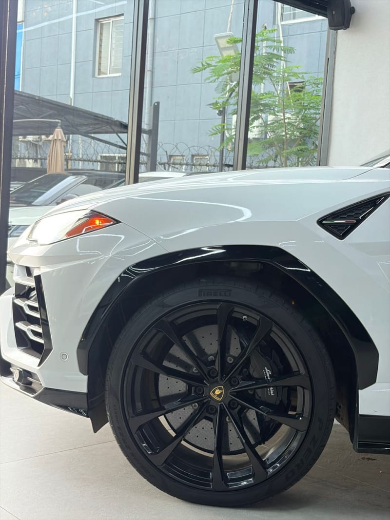 LAMBORGHINI LAMBORGHINI Urus Urus 4.0 V8 Eti Osa