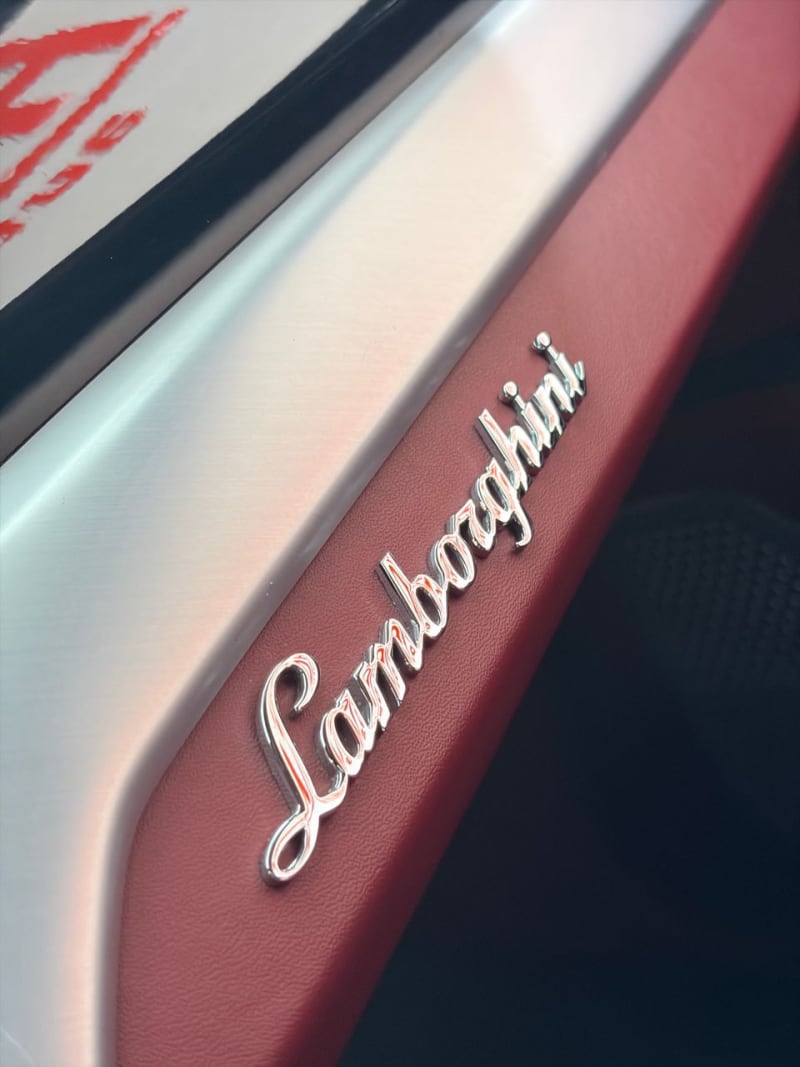 LAMBORGHINI LAMBORGHINI Urus Urus 4.0 V8 Eti Osa
