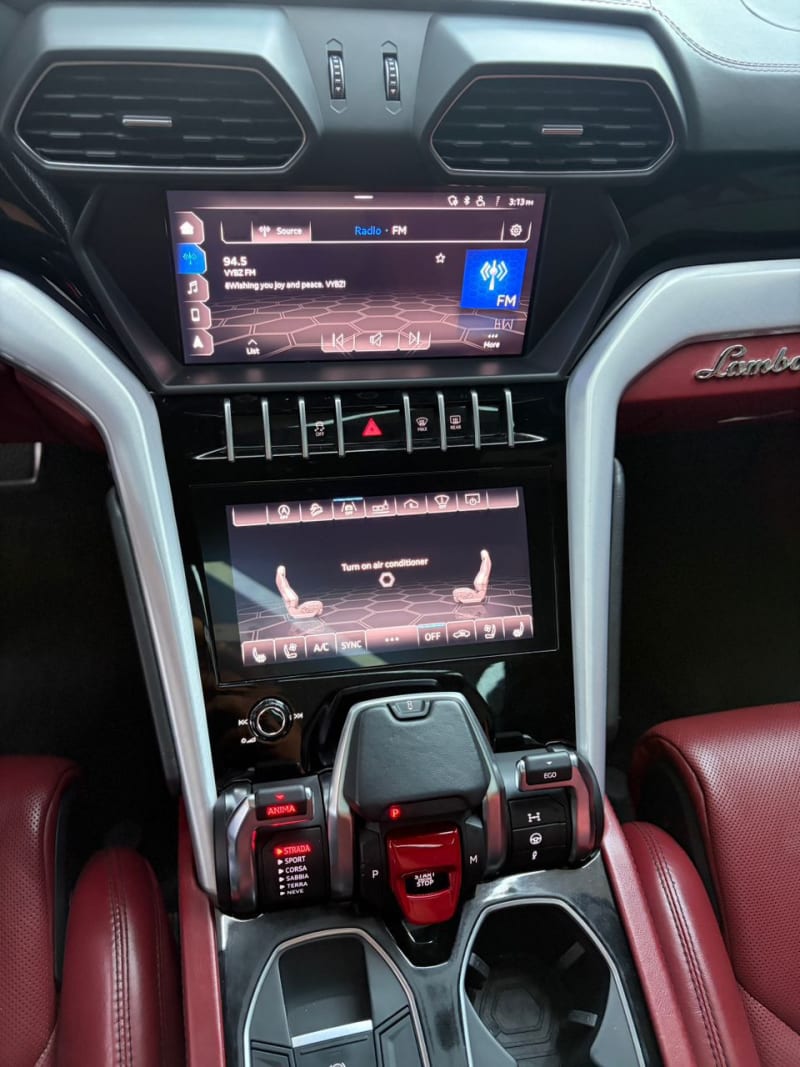 LAMBORGHINI LAMBORGHINI Urus Urus 4.0 V8 Eti Osa