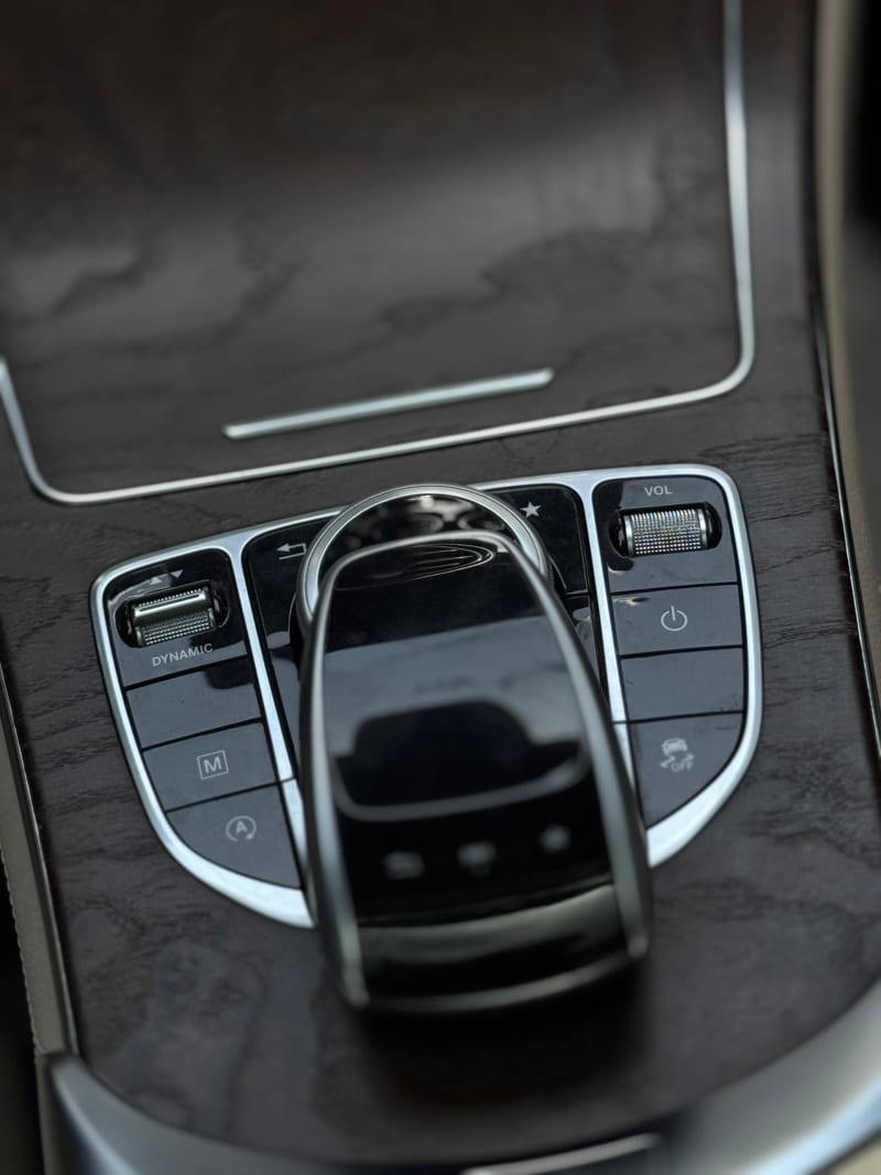 MERCEDES-BENZ MERCEDES-BENZ GLC GLC 300 4MATIC 9G-Tronic Eti Osa