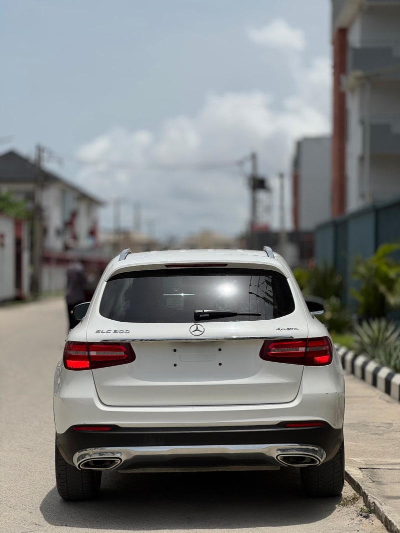 MERCEDES-BENZ MERCEDES-BENZ GLC GLC 300 4MATIC 9G-Tronic Eti Osa