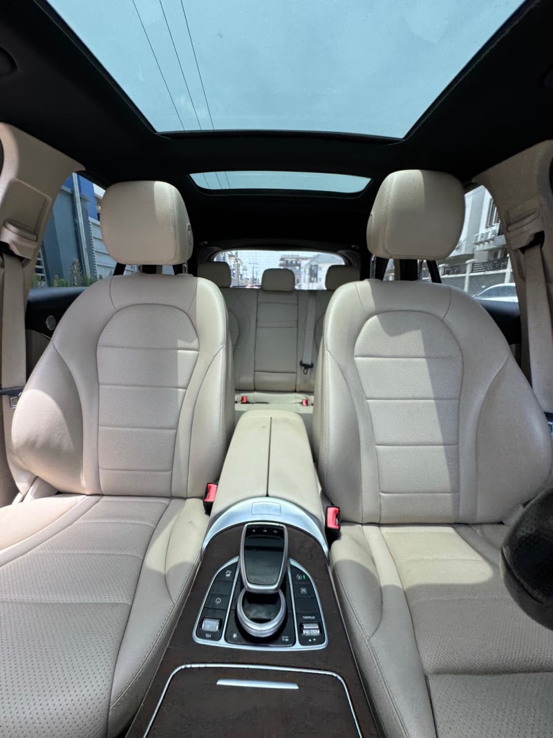 MERCEDES-BENZ MERCEDES-BENZ GLC GLC 300 4MATIC 9G-Tronic Eti Osa