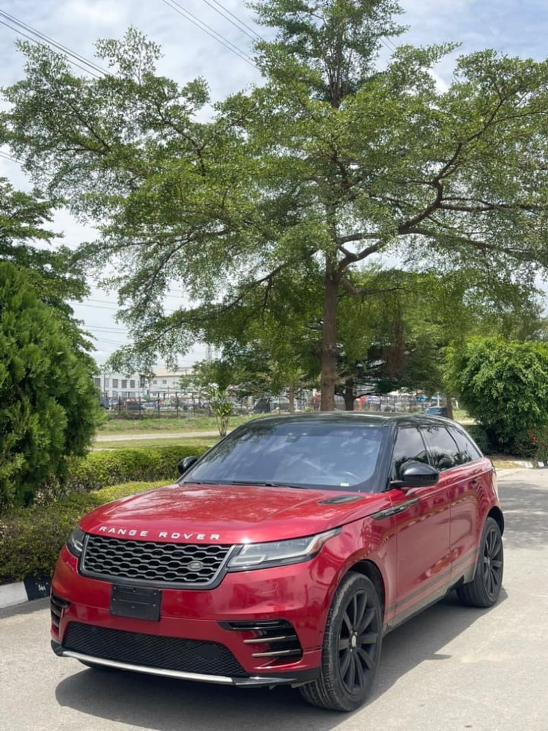 LAND ROVER L-R Range Rover Velar Range Rover Velar 2.0 184kW P250 HSE AWD AT Eti Osa