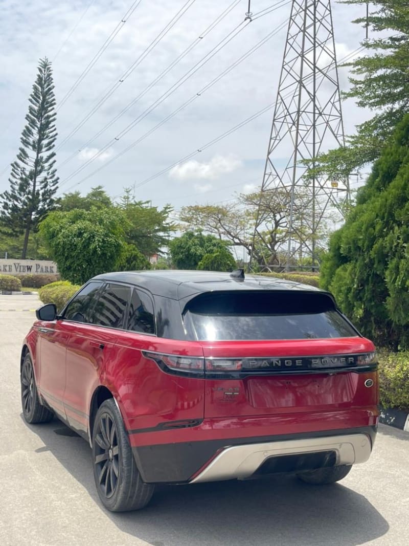 LAND ROVER L-R Range Rover Velar Range Rover Velar 2.0 184kW P250 HSE AWD AT Eti Osa