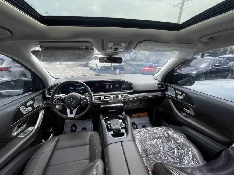 MERCEDES-BENZ MERCEDES-BENZ GLE GLE 350d AMG Line Dsl 4MATIC 9G-Tronic Lagos Island