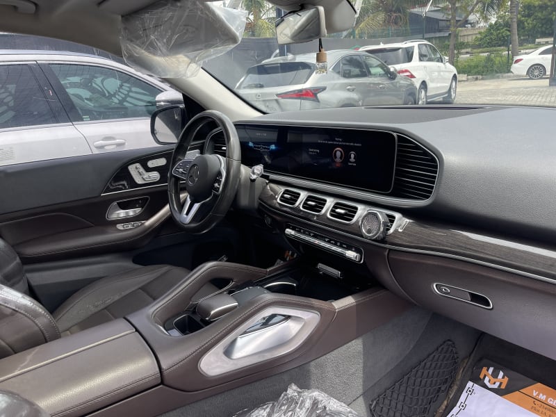 MERCEDES-BENZ MERCEDES-BENZ GLE GLE 350d AMG Line Dsl 4MATIC 9G-Tronic Lagos Island
