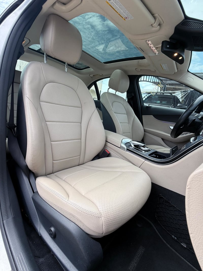 MERCEDES-BENZ MERCEDES-BENZ C-Class C300 4Matic AMG Line Eti Osa