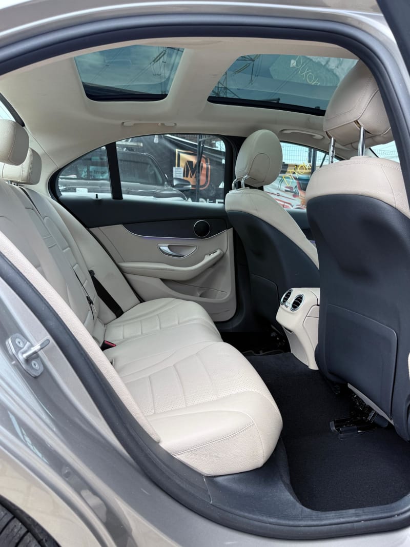 MERCEDES-BENZ MERCEDES-BENZ C-Class C300 4Matic AMG Line Eti Osa