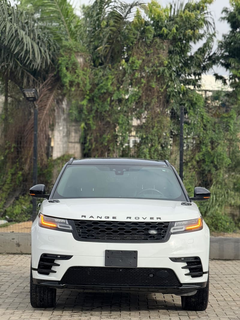 LAND ROVER L-R Range Rover Velar Range Rover Velar 2.0 221kW P300 SE AWD MY19 AT Eti Osa