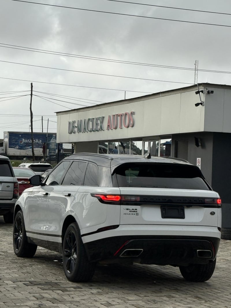 LAND ROVER L-R Range Rover Velar Range Rover Velar 2.0 221kW P300 SE AWD MY19 AT Eti Osa