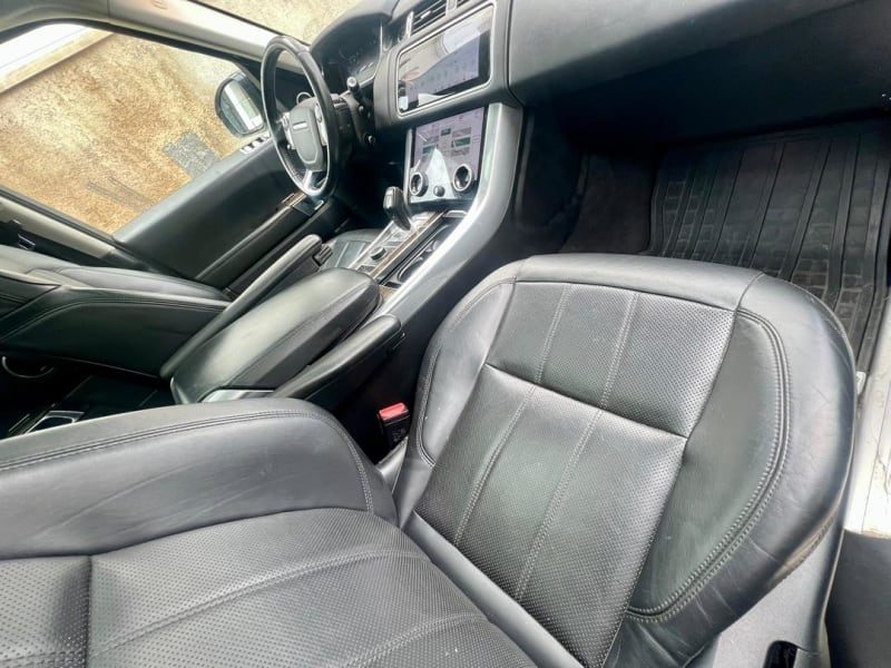 LAND ROVER L-R Range Rover Sport Range Rover Sport 3.0 250kW HSE 4x4 MY18 AT Eti Osa