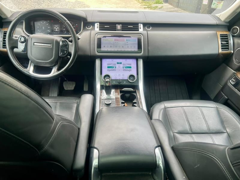 LAND ROVER L-R Range Rover Sport Range Rover Sport 3.0 250kW HSE 4x4 MY18 AT Eti Osa