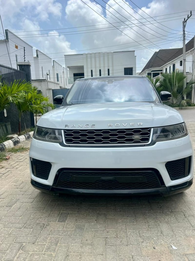 LAND ROVER L-R Range Rover Sport Range Rover Sport 3.0 250kW HSE 4x4 MY18 AT Eti Osa