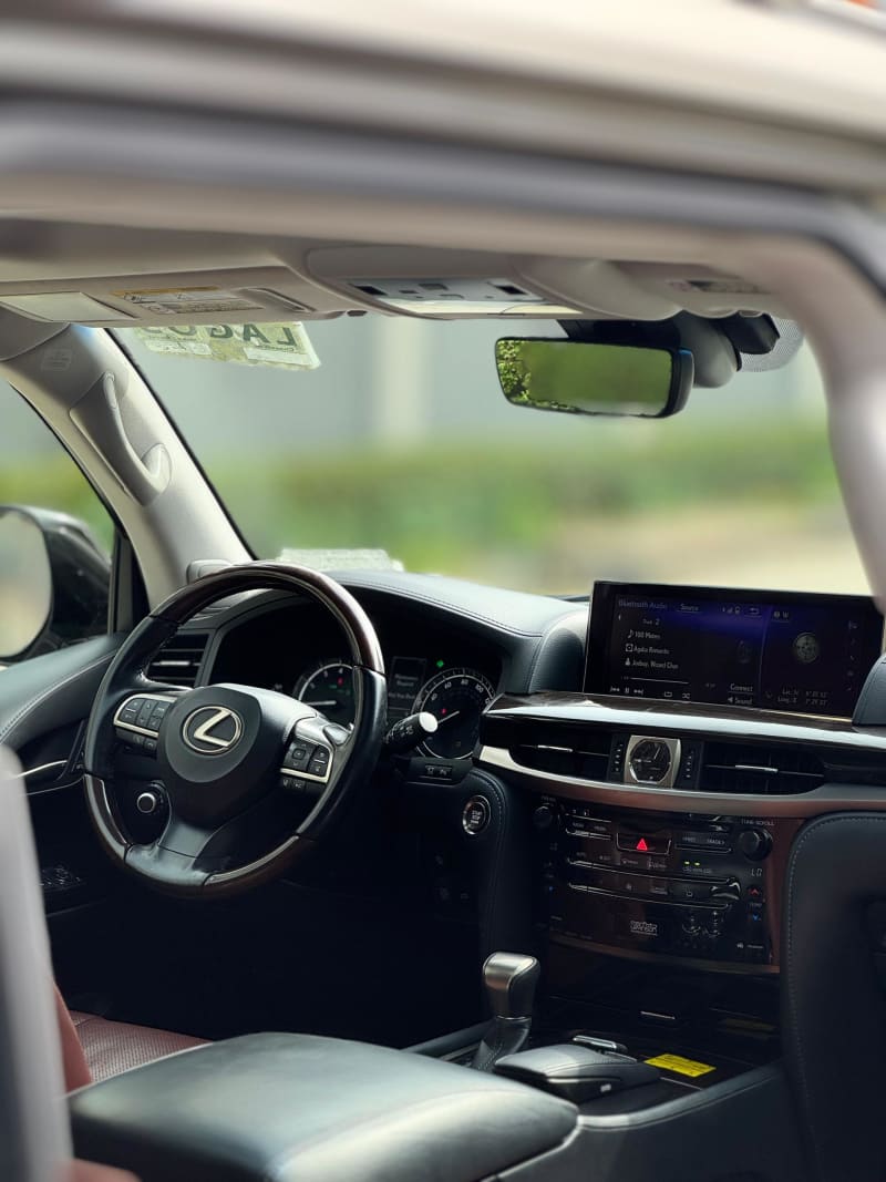 LEXUS LX 570 4WD AT Eti Osa