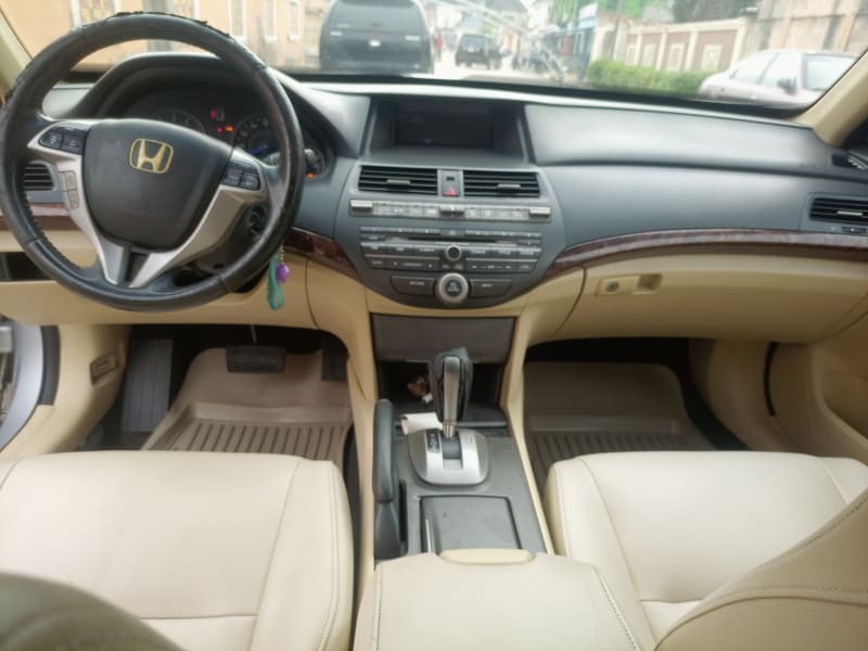 HONDA HONDA HR-V HR-V 1.8 Elegance CVT Oshodi-Isolo