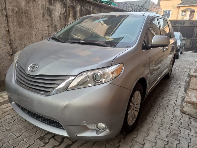 TOYOTA TOYOTA Sienna XLE Oshodi-Isolo