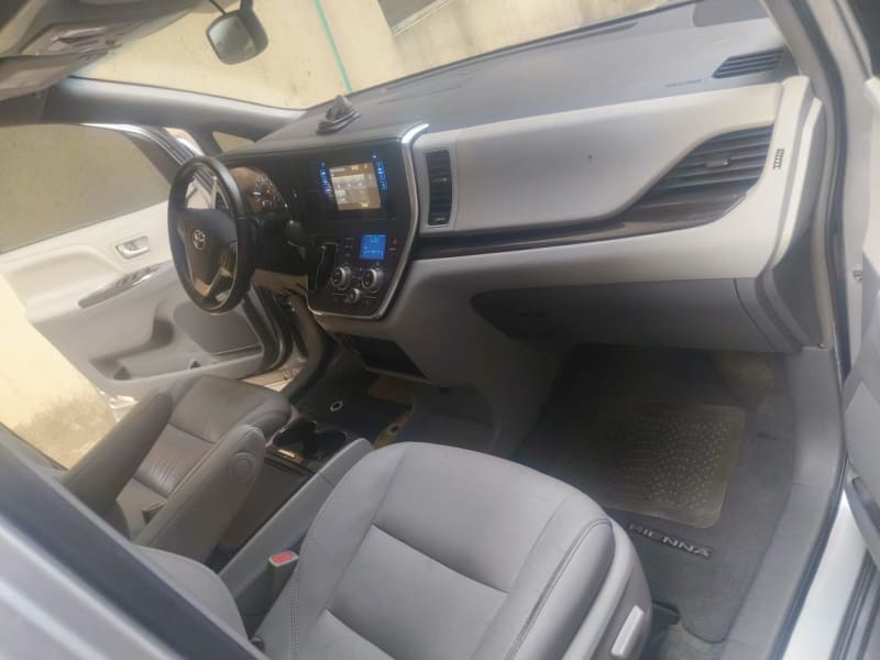 TOYOTA TOYOTA Sienna XLE Oshodi-Isolo