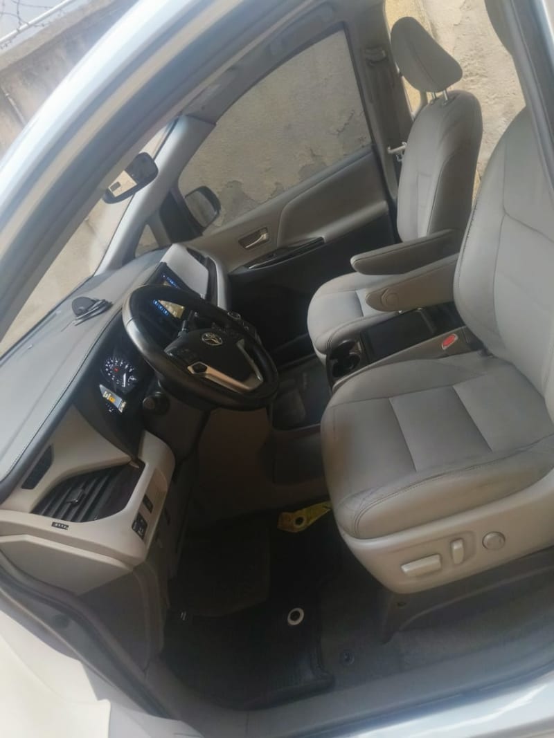 TOYOTA TOYOTA Sienna XLE Oshodi-Isolo