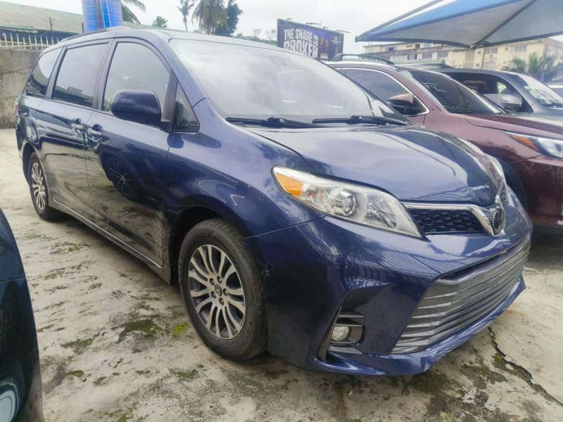 TOYOTA TOYOTA Sienna XLE Oshodi-Isolo