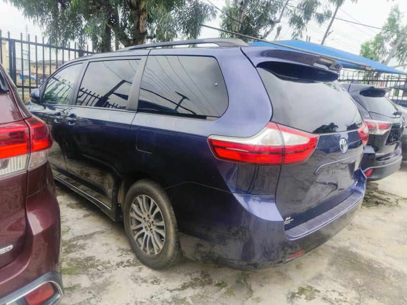 TOYOTA TOYOTA Sienna XLE Oshodi-Isolo