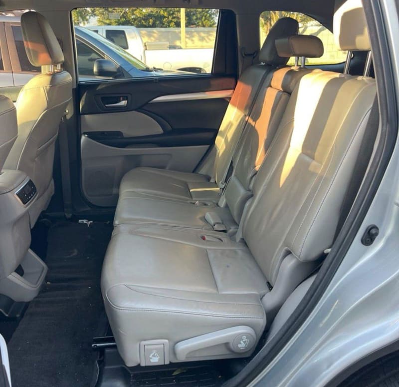TOYOTA Toyota Highlander XLE Oshodi-Isolo