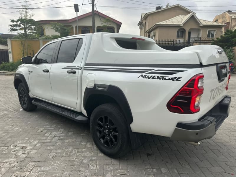 TOYOTA TOYOTA Hilux Hilux Adventure Lagos Island