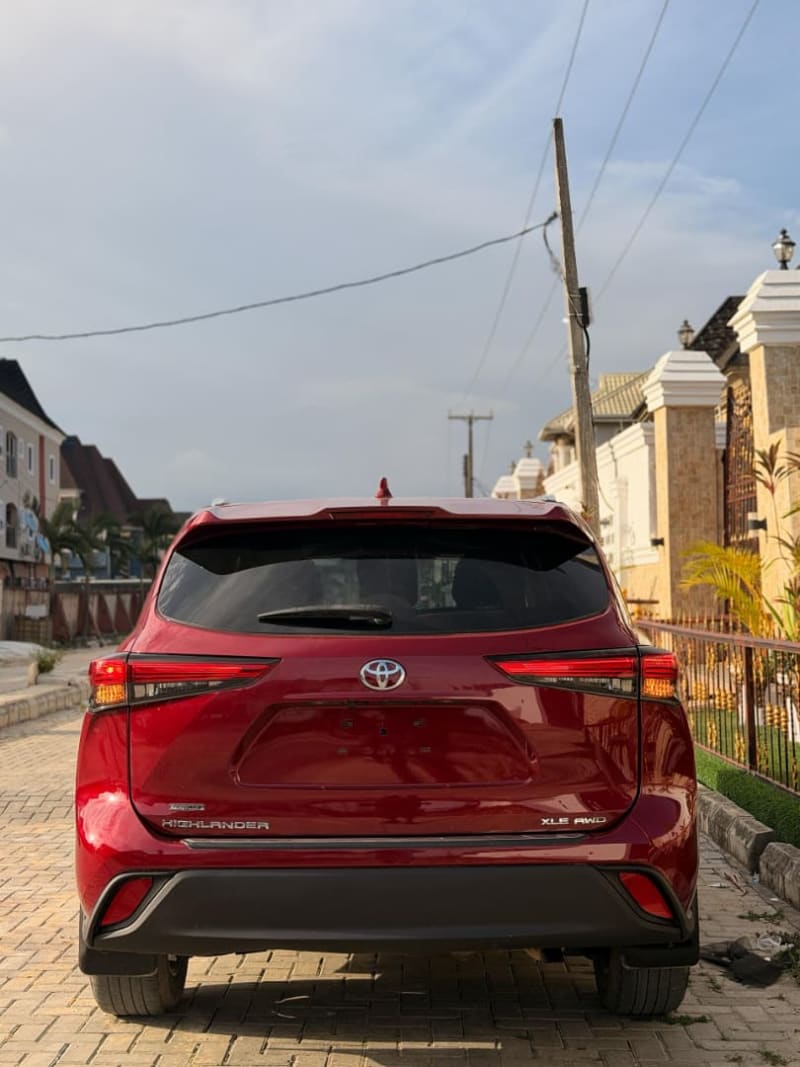 TOYOTA Toyota Highlander XLE Lagos Island