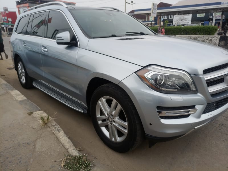 MERCEDES-BENZ MERCEDES-BENZ GL-Class GL 500 4x4 7-sp AT MY09 Oshodi-Isolo