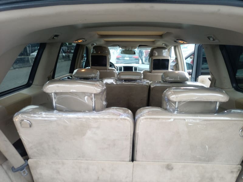 MERCEDES-BENZ MERCEDES-BENZ GL-Class GL 500 4x4 7-sp AT MY09 Oshodi-Isolo