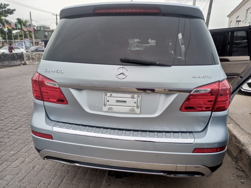 MERCEDES-BENZ MERCEDES-BENZ GL-Class GL 500 4x4 7-sp AT MY09 Oshodi-Isolo