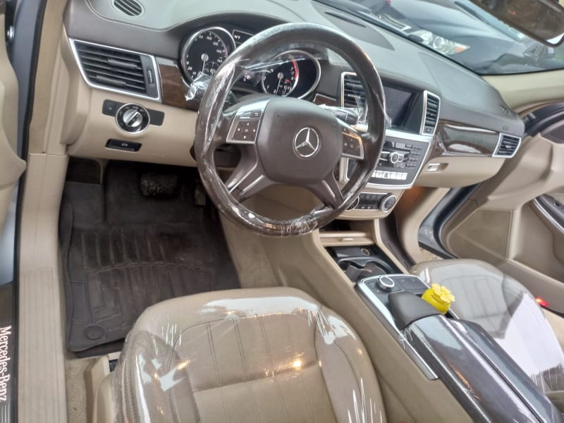 MERCEDES-BENZ MERCEDES-BENZ GL-Class GL 500 4x4 7-sp AT MY09 Oshodi-Isolo