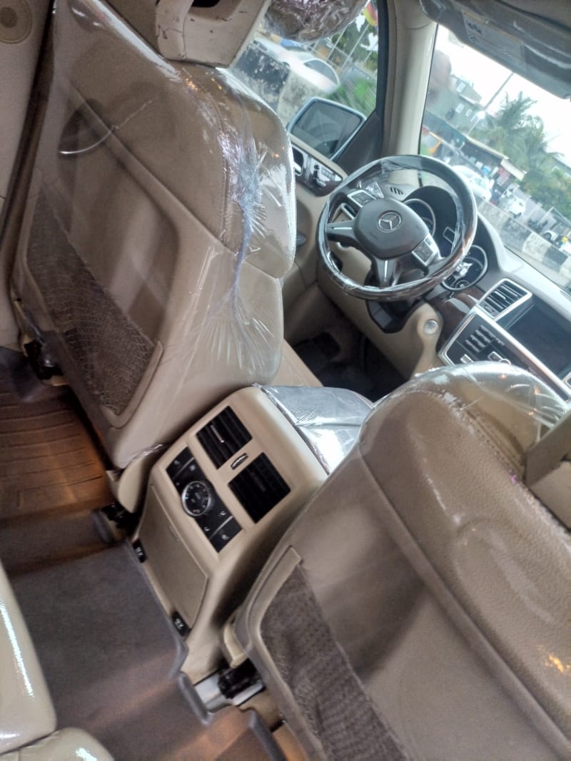 MERCEDES-BENZ MERCEDES-BENZ GL-Class GL 500 4x4 7-sp AT MY09 Oshodi-Isolo