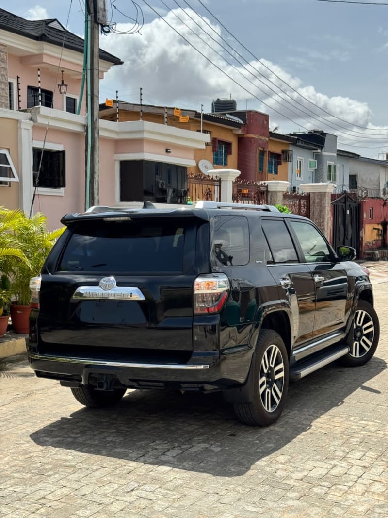 TOYOTA TOYOTA Fortuner Fortuner 2.8 GD-6 VX Bi-Tone 4x4 Dsl AT Oshodi-Isolo