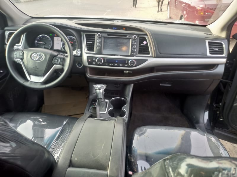 TOYOTA Toyota Highlander XLE Oshodi-Isolo