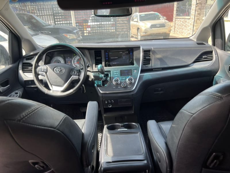 TOYOTA TOYOTA Sienna Limited Amuwo-Odofin