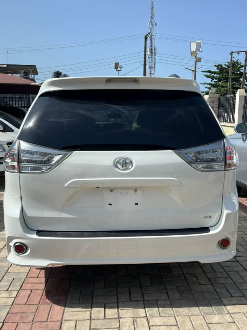 TOYOTA TOYOTA Sienna Limited Amuwo-Odofin