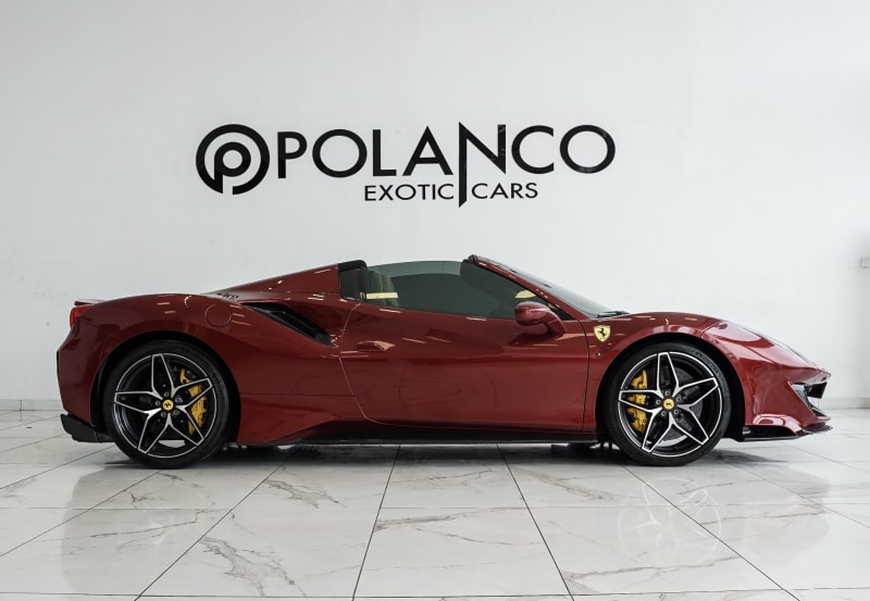 FERRARI FERRARI 488 Pista 488 Pista Spider AT Eti Osa