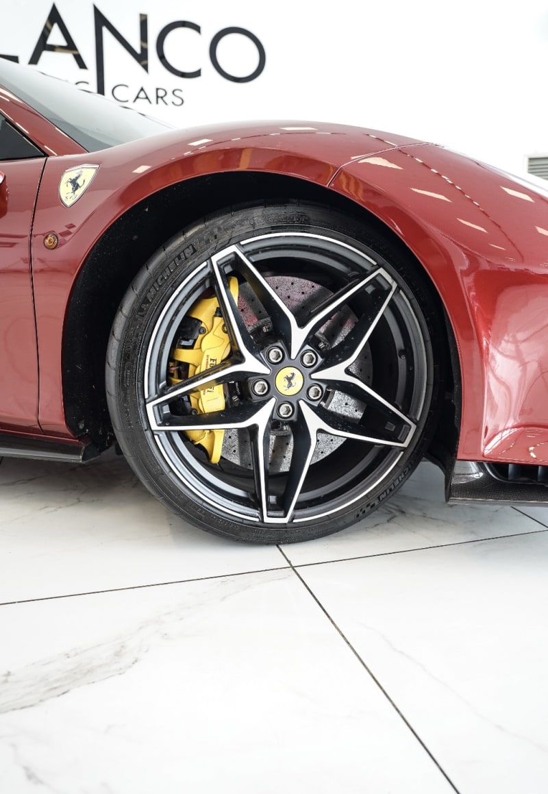 FERRARI FERRARI 488 Pista 488 Pista Spider AT Eti Osa