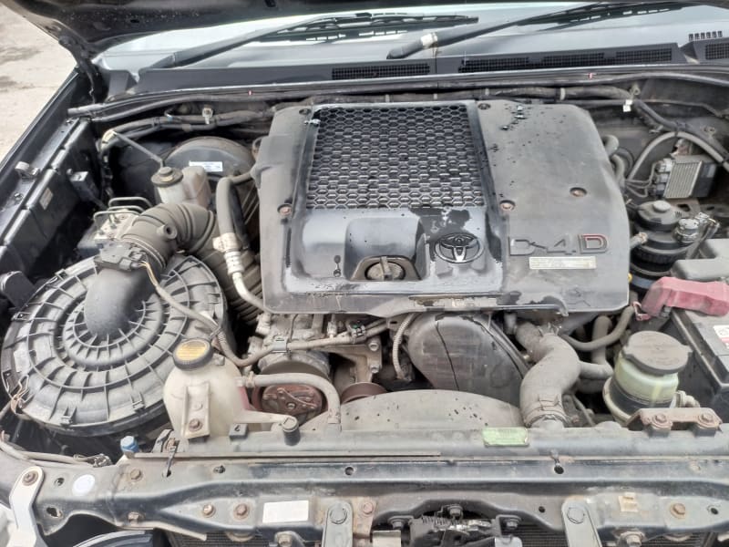 TOYOTA TOYOTA Hilux Hilux 3.0 D-4D 4x4 Dakar D-Cab Dsl PU MY13 Oshodi-Isolo