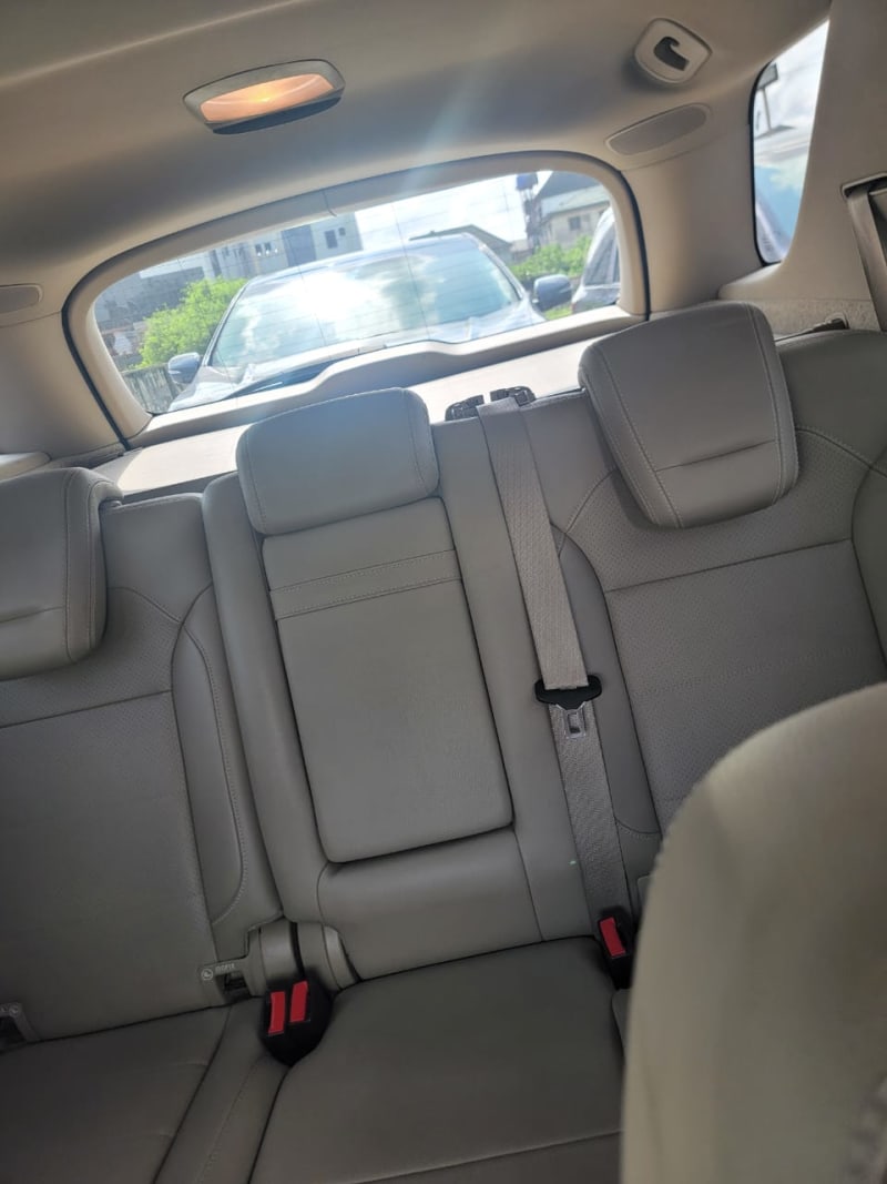 MERCEDES-BENZ MERCEDES-BENZ M-Class ML 350 4x4 AT Oshodi-Isolo