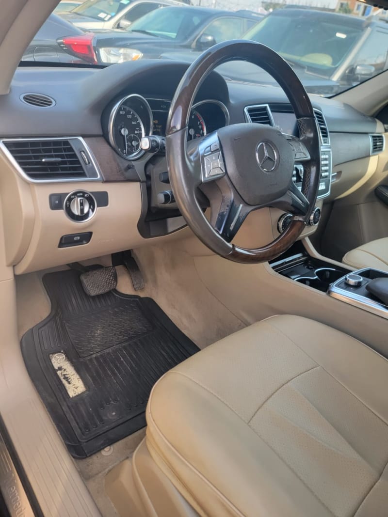 MERCEDES-BENZ MERCEDES-BENZ M-Class ML 350 4x4 AT Oshodi-Isolo