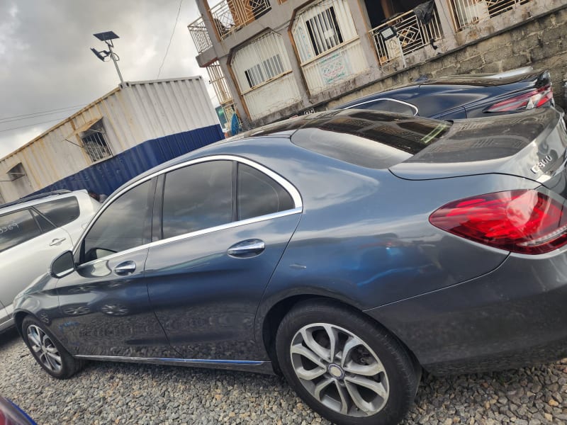 MERCEDES-BENZ MERCEDES-BENZ C-Class C300 4Matic AMG Line Oshodi-Isolo