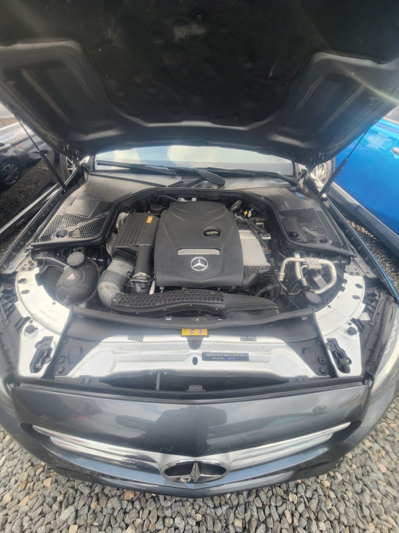 MERCEDES-BENZ MERCEDES-BENZ C-Class C300 4Matic AMG Line Oshodi-Isolo