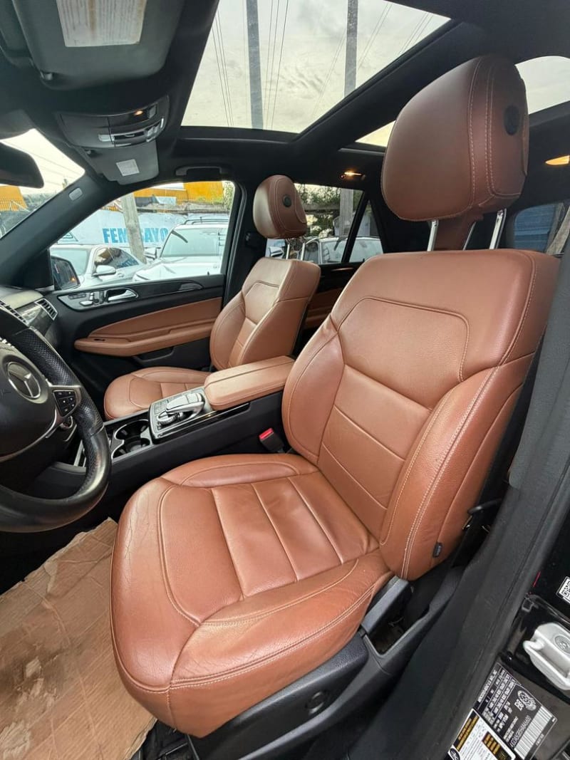 MERCEDES-BENZ MERCEDES-BENZ GLE GLE 400 AMG Line 4MATIC 9G-Tronic Lagos Island