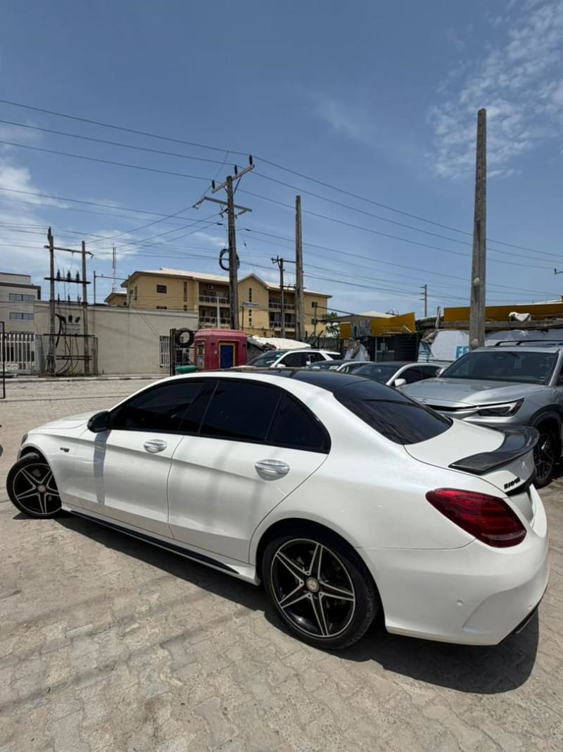 MERCEDES-BENZ MERCEDES-BENZ AMG C AMG C 43 AMG Line 4MATIC 9G-Tronic Lagos Island